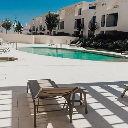 Luxury 2Br Apt, Terrace, Jacuzzi, Near Ria Formosa *