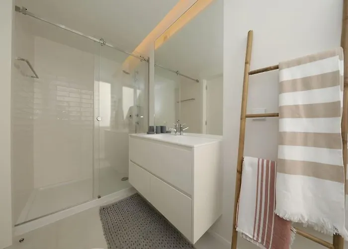 Casas Do Terraco E Jacuzzi T2 By Portugal Hideaway * Cabanas De Tavira